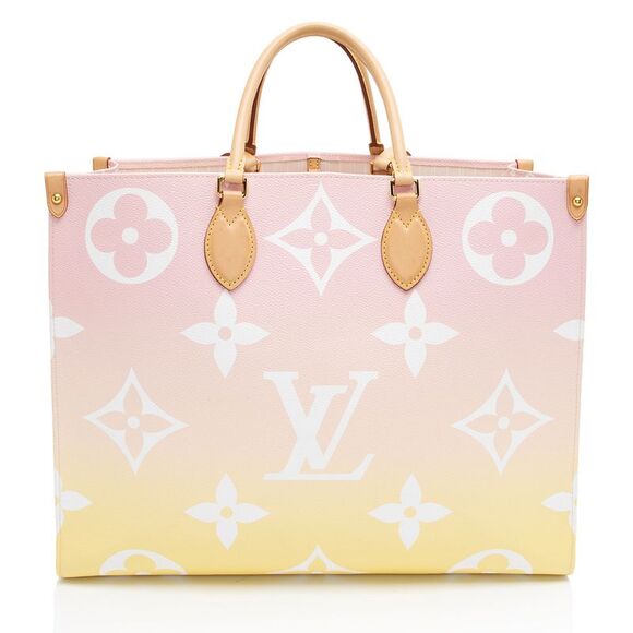 Louis Vuitton Giant Monogram Canvas By The Pool Onthego GM Tote - Picture 3 of 15